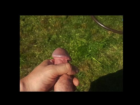 ❤️ Horúca kočka si nechá jebnúť ružovú kundičku a vystrieka sa so squirtom v letnej záhrade ❤️❌ Porno na porno sk.purchasexz.top