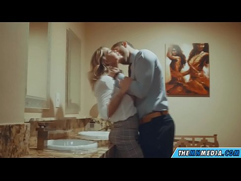 ❤️ Keď vás prsnatá blondínka zvádza na verejných toaletách ❤️❌ Porno na porno sk.purchasexz.top